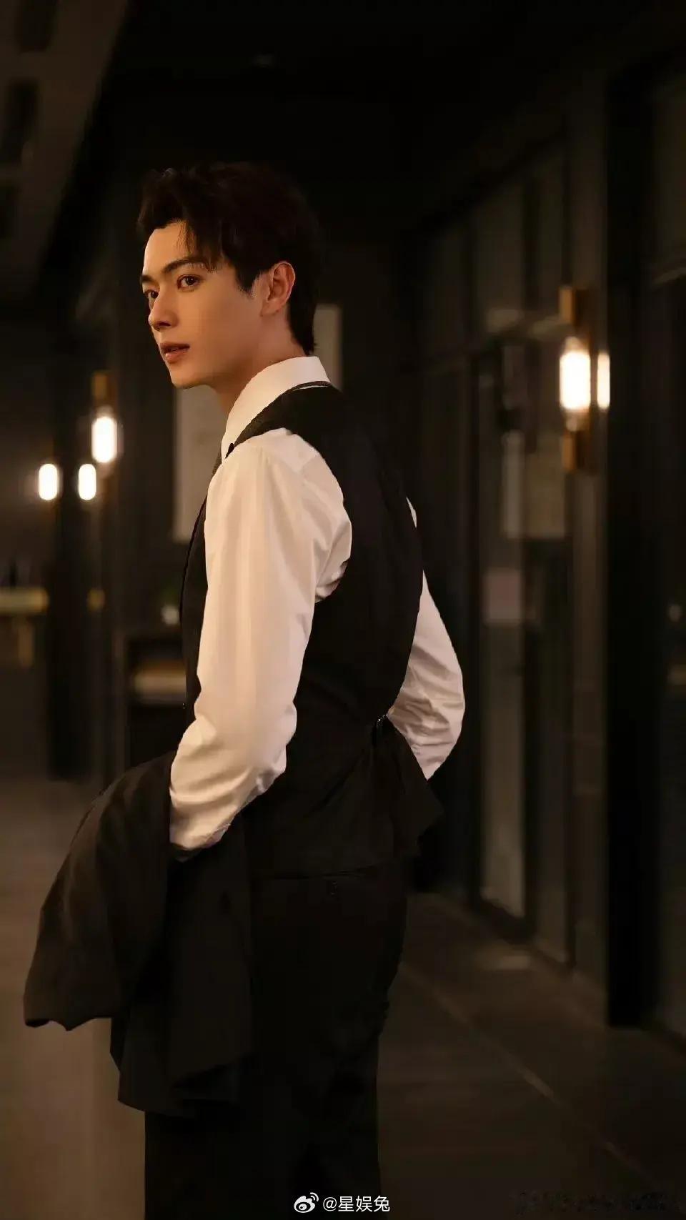 95生谁演的霸总能入你的眼[开学季] ​​​