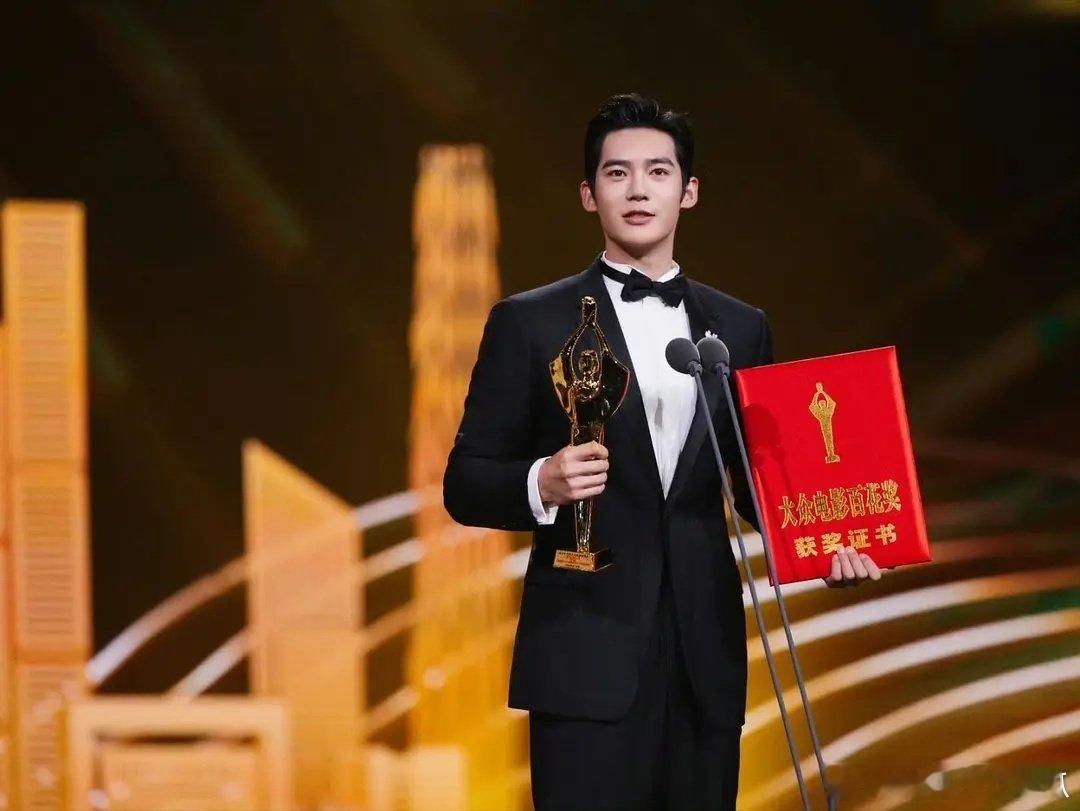 感觉这下子可给于适开心的 ​​​