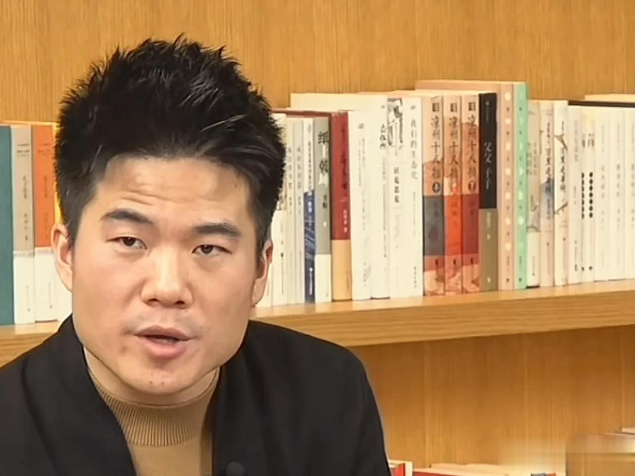 #董宇辉要不要回到课堂上#

东方甄选高级合伙人，即VP，副总裁级别，股权和期权