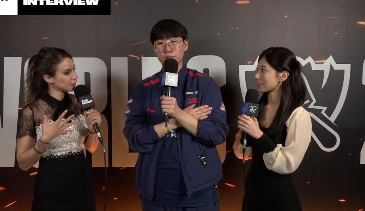 【众解说看JDG炮车拆家翻盘KT！尺帝杀红眼却自称心痛，对手被打哭】
今天JDG