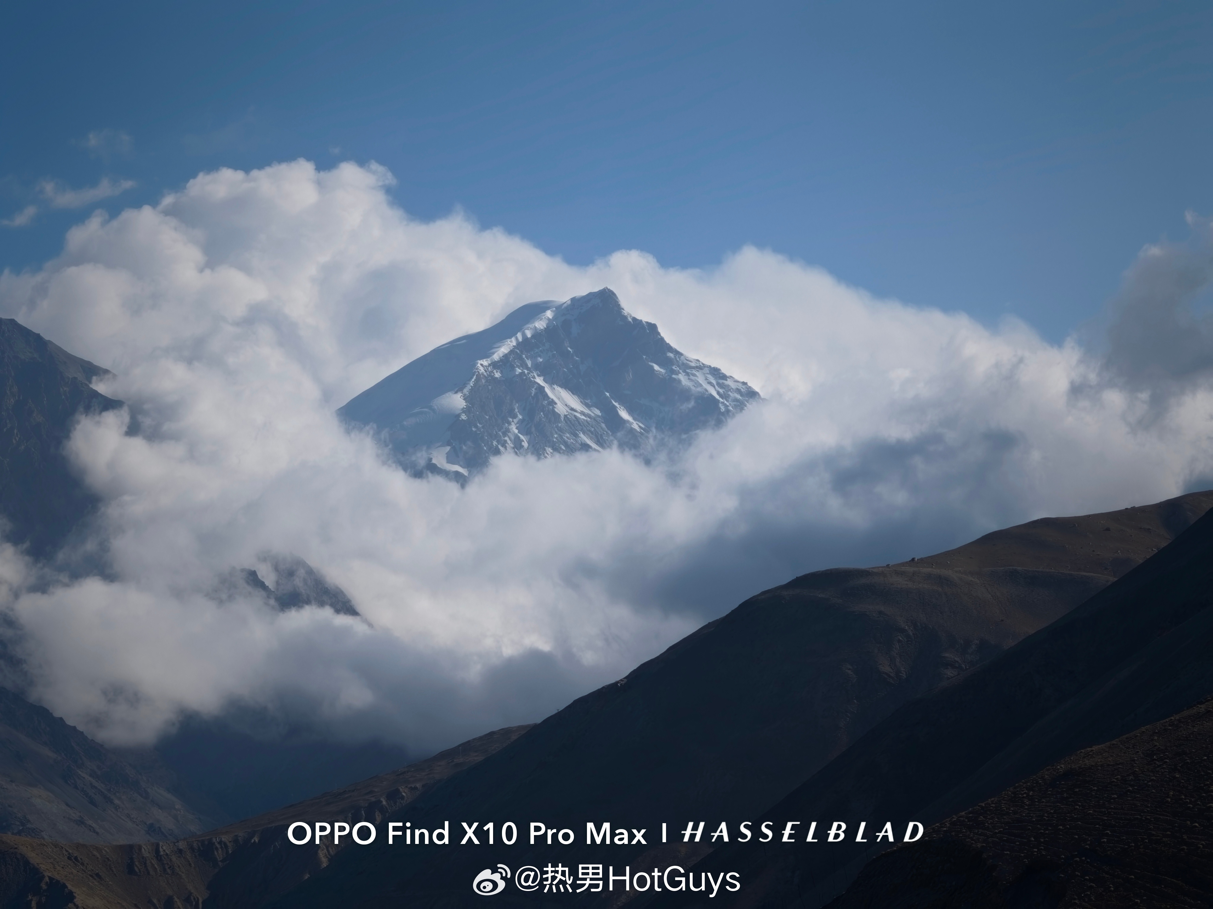 这次OPPO Find X10系列最大的惊喜就是色彩调教更好了，普通模式拍照也有
