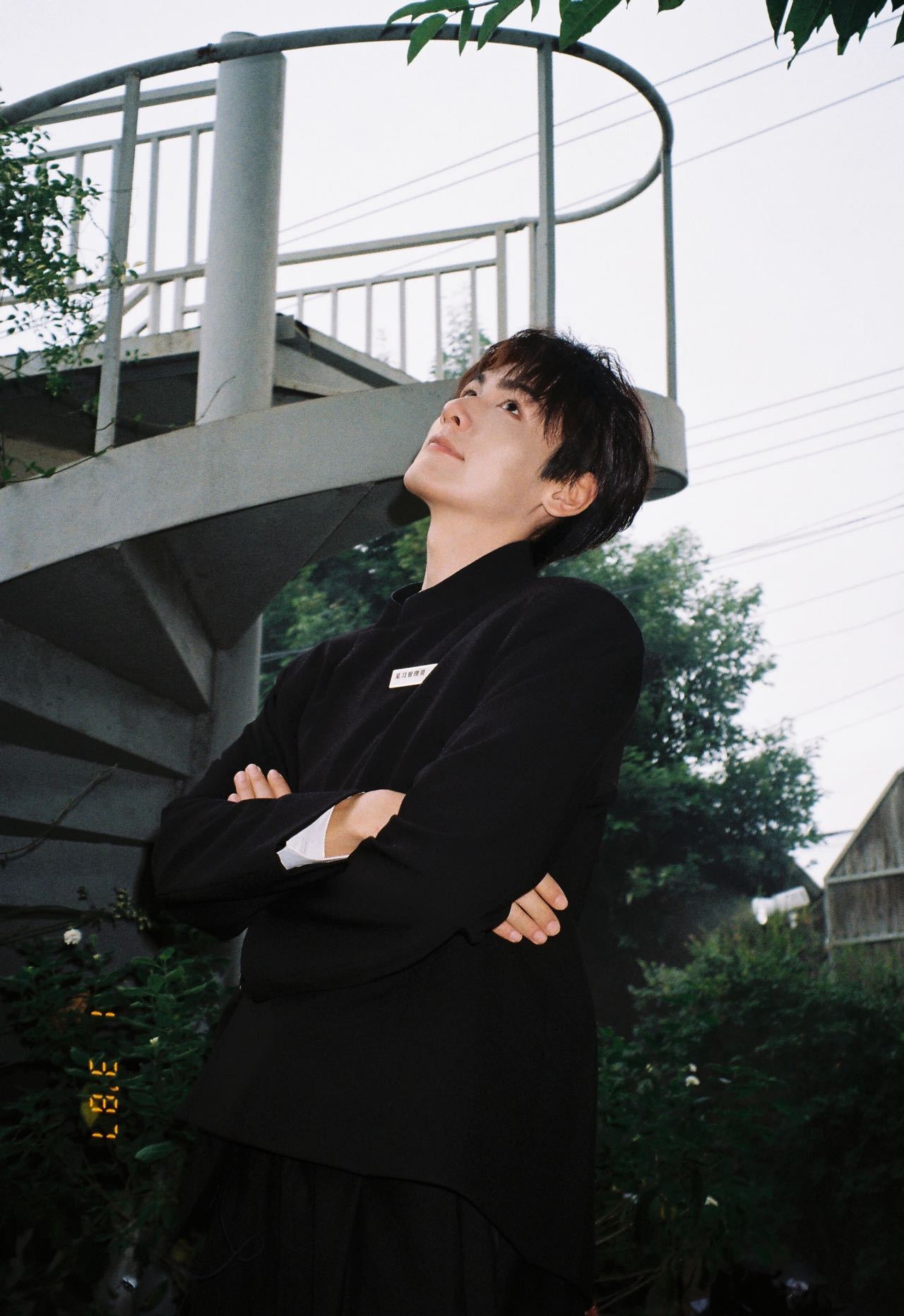 周柯宇居然还有个哥哥在拍短剧 周柯宇演偶像剧让我心跳加速，他哥周昊杉拍短剧却让我