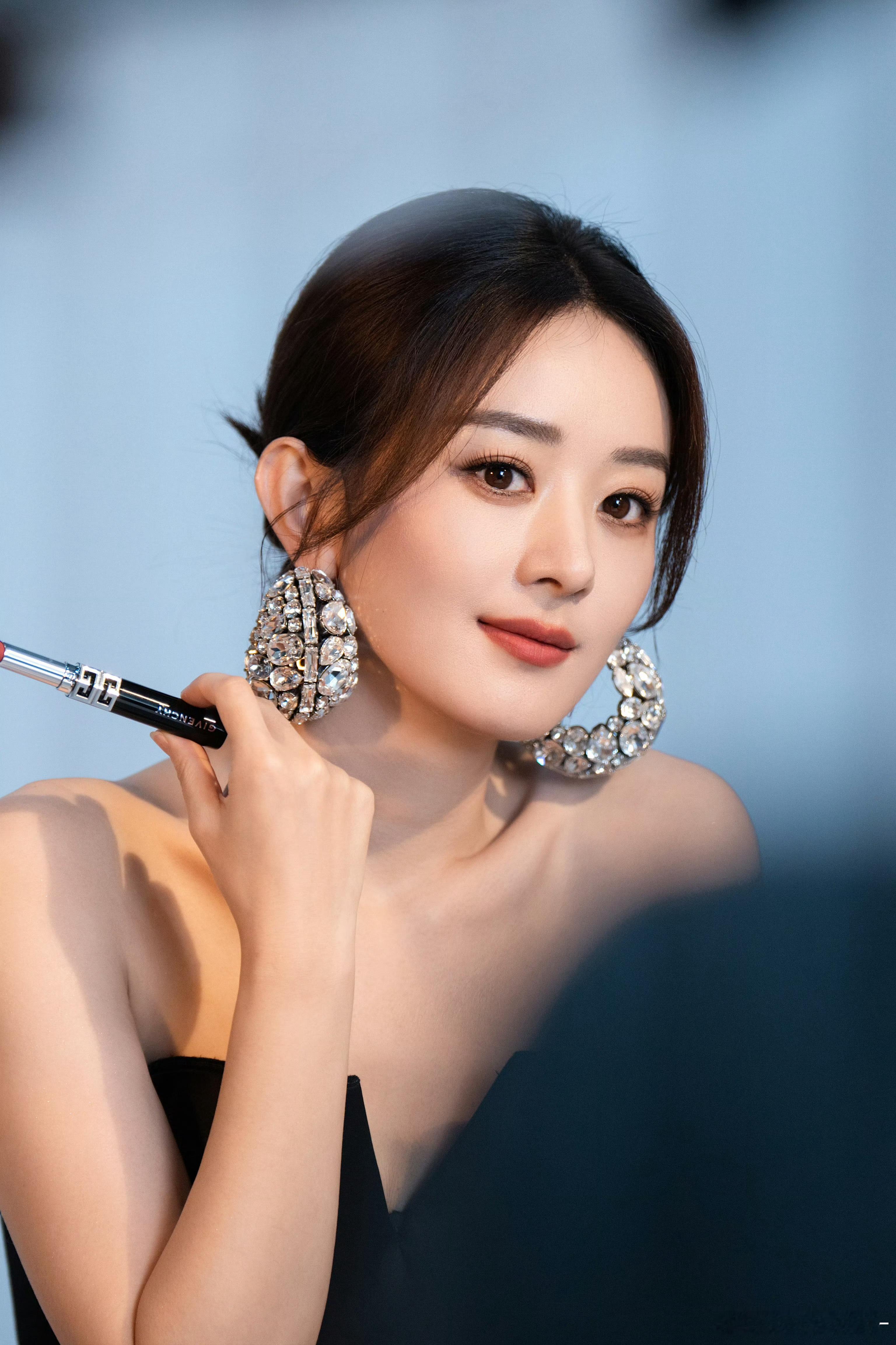 赵丽颖纪梵希彩妆大片 好看～真美～