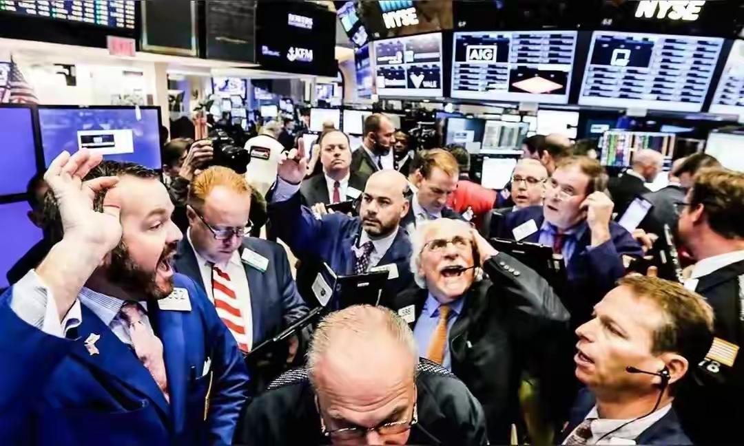 两条重磅消息证明美国是彻底心虚了。先是3月17日，美国政坛出现重磅震荡——美国国