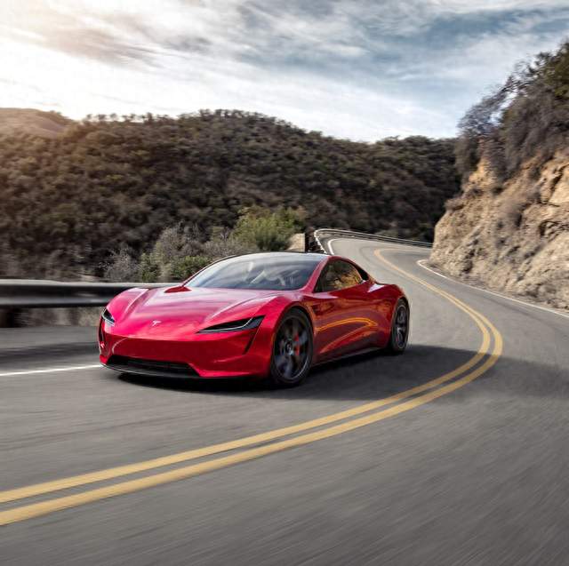 2.1 秒破百！特斯拉新一代 Roadster 下月亮相，马斯克要造什么车？