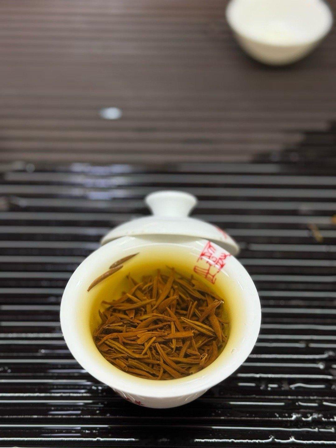 能够治愈你的，只有你内心的那份释怀和格局 