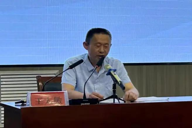 高中学历逆袭大国工匠！王太敏：38年深耕机床，百项革新惊艳行业
 
王太敏，男，