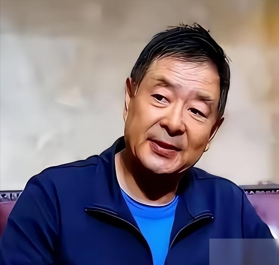 1点的北京，看哭无数人：72岁濮存昕，用一根布绳拴住94岁母亲的说法，据报道出自