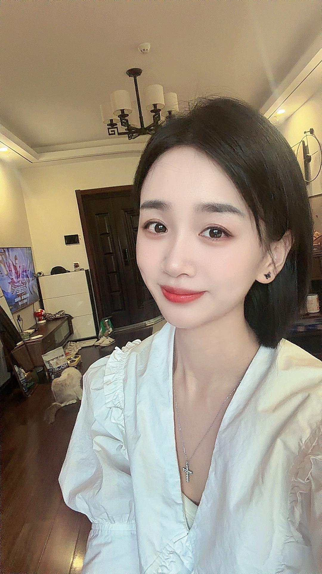 我们不要再讲什么 以后 下次 永远 一直 这些虚无缥缈的词了 承诺太重了
