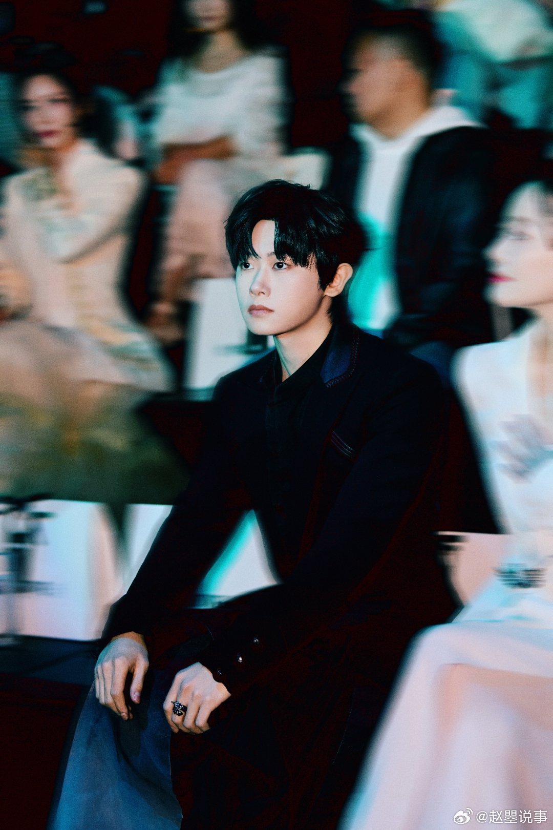 谁在时装周帅晕了！！！是宋瑀哲！！！今天看秀状态好绝，音乐与时尚双向奔赴宋瑀哲未