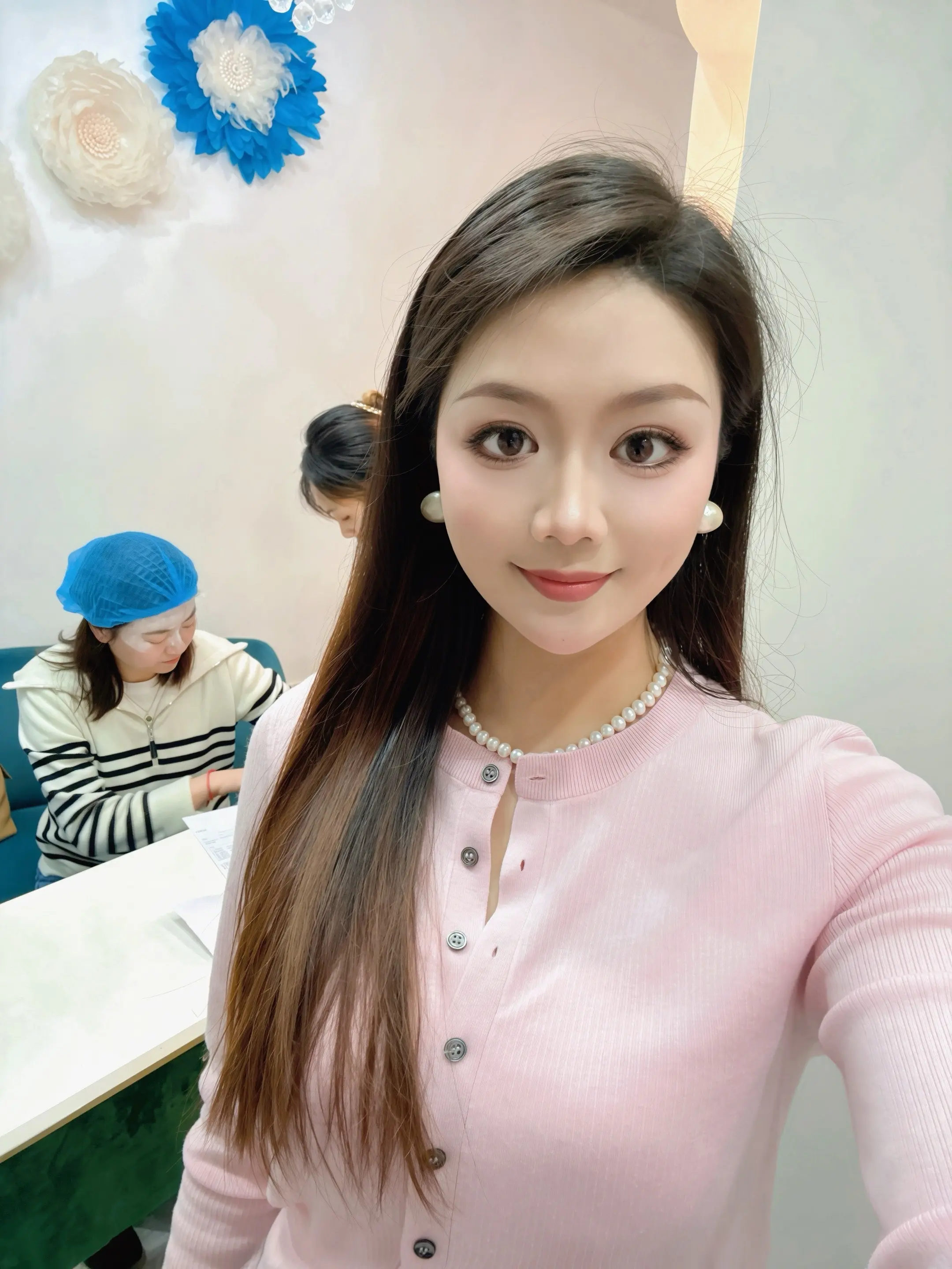 先努力优秀，就大方拥有。