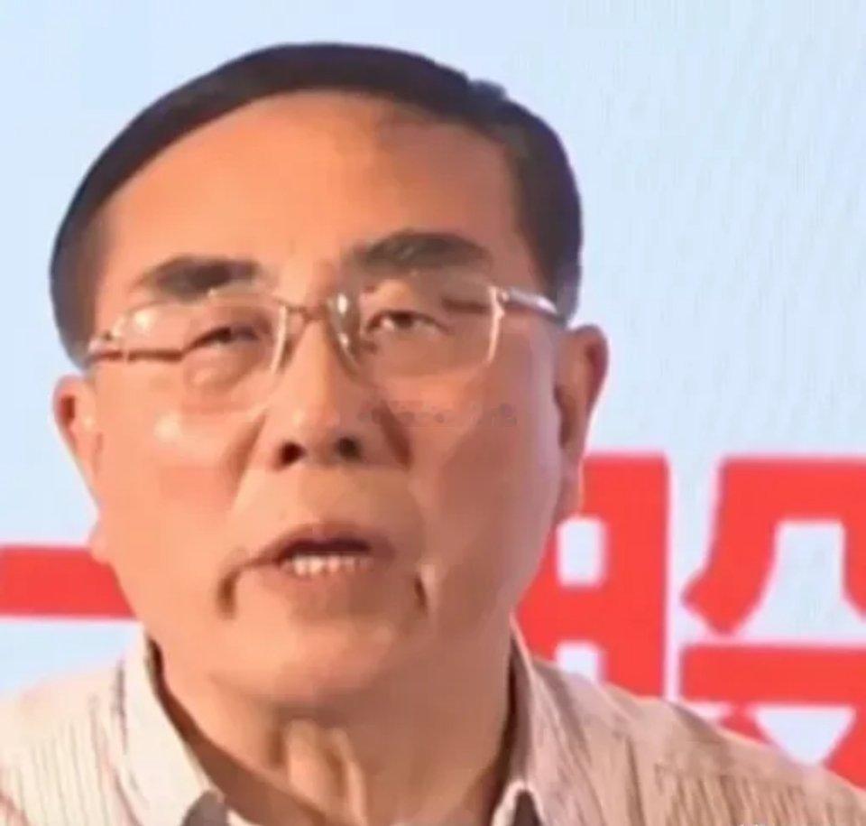 刘纪鹏教授绝对是一位、不折不扣的、国内金融圈非常难得的一位专家学者，尤其近一年多