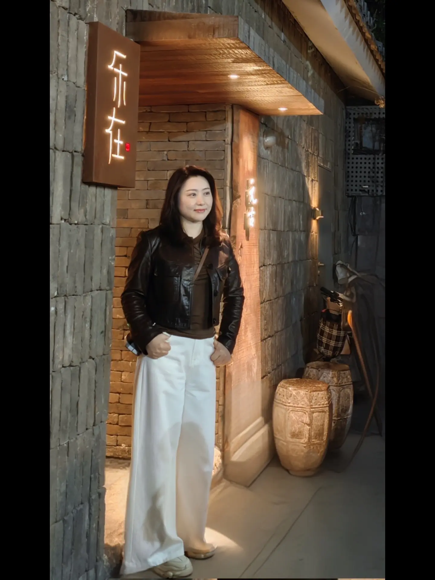 任何关系、认清自己的身份，摆正自己的位置，；是最清醒的自觉！