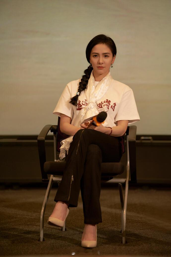这张脸，就应该多演戏！你好，演员唐诗逸！童小凡，我们荧幕见！ ​​​