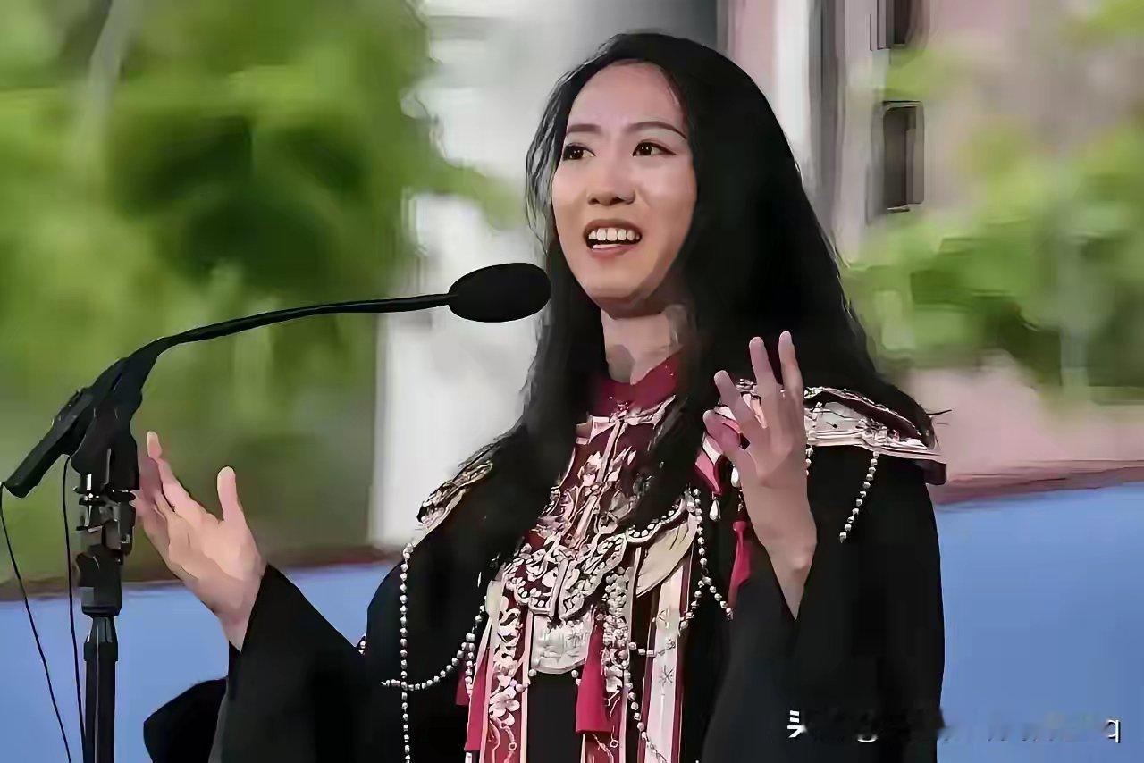 最近被刷屏的哈佛毕业演讲小姐姐，被扒得底裤都不剩了，原来所谓的寒门逆袭，根本是场