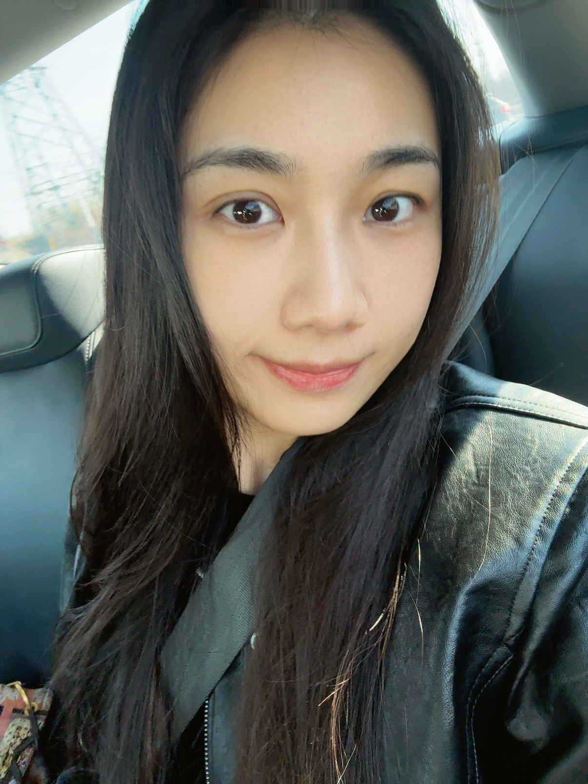 早上好啊！困困的小高师傅今天又出个一天往返的差早安卷妹的唠嗑