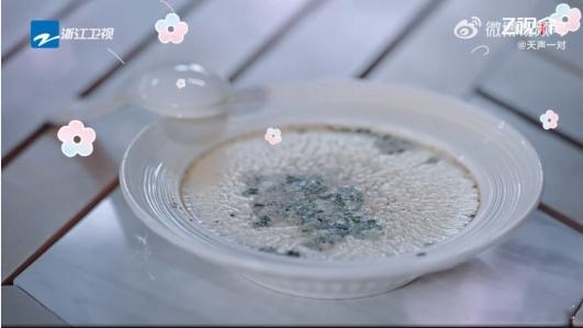 陆毅不敢吃鲍蕾做的饭 偶然跟同事聊起这段，大家都感慨“这才是婚姻该有的样子”！没