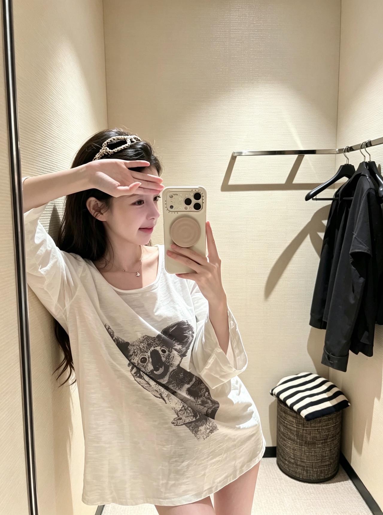 早秋减龄穿搭慵懒风白t恤 温柔穿搭 热门休闲风穿搭参考