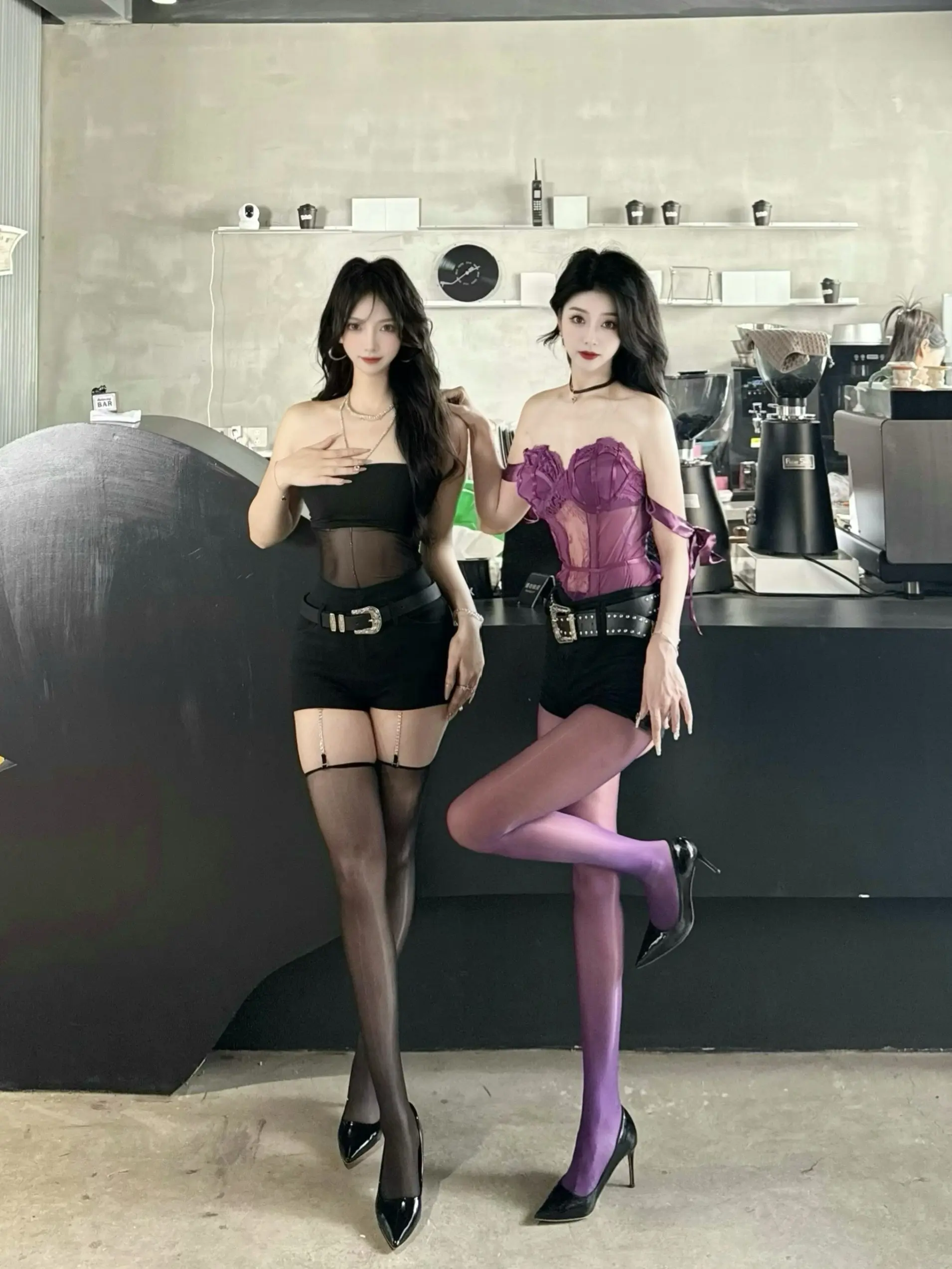 “姐姐  我可以为你付出一切”