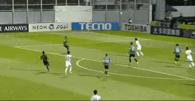 大埔3比3北京国安北京国安显得太轻视中国香港的大埔了，张源的这个犯规毫无必要啊，