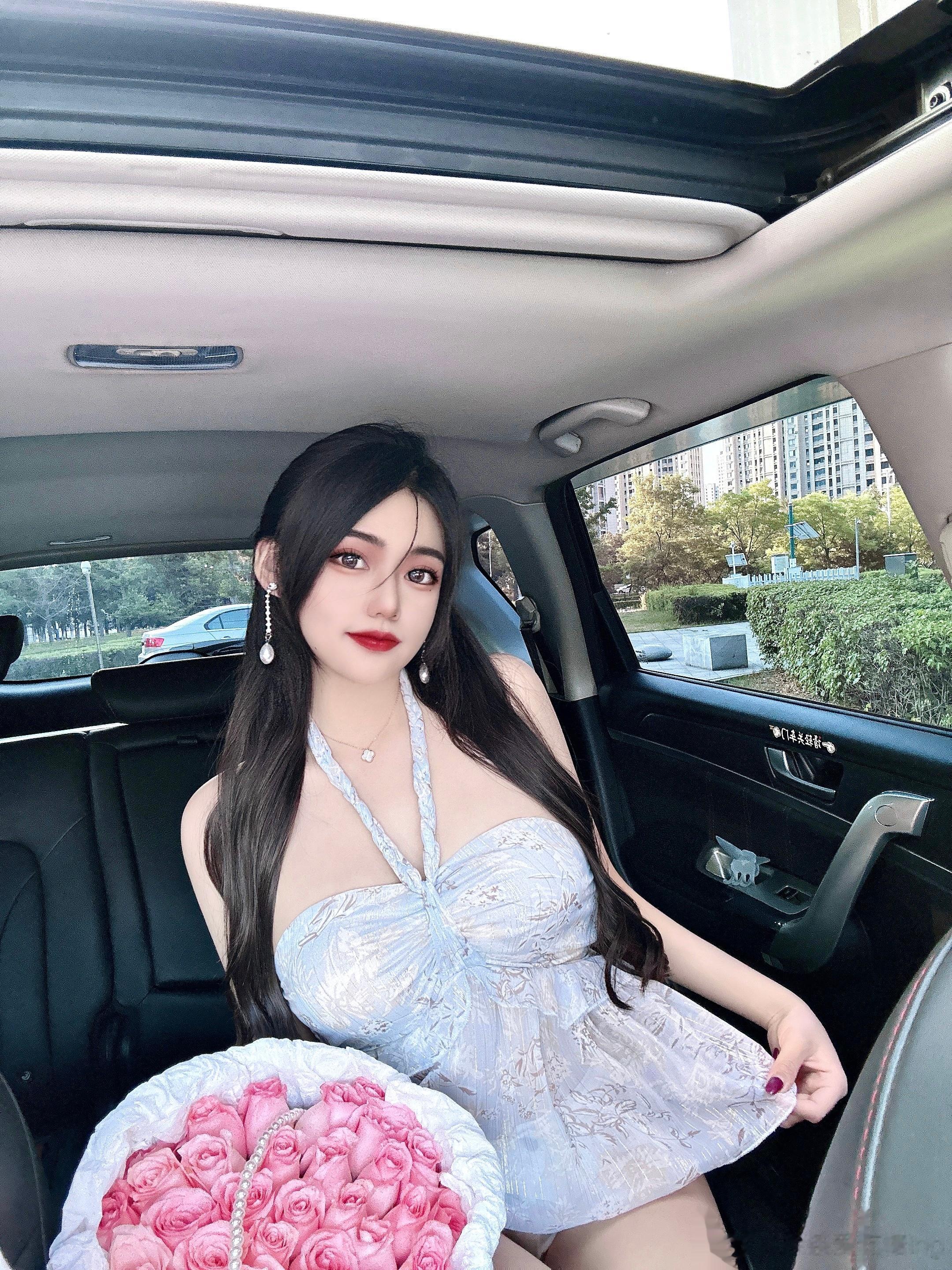 永远屈服于浪漫🌸 ​​​