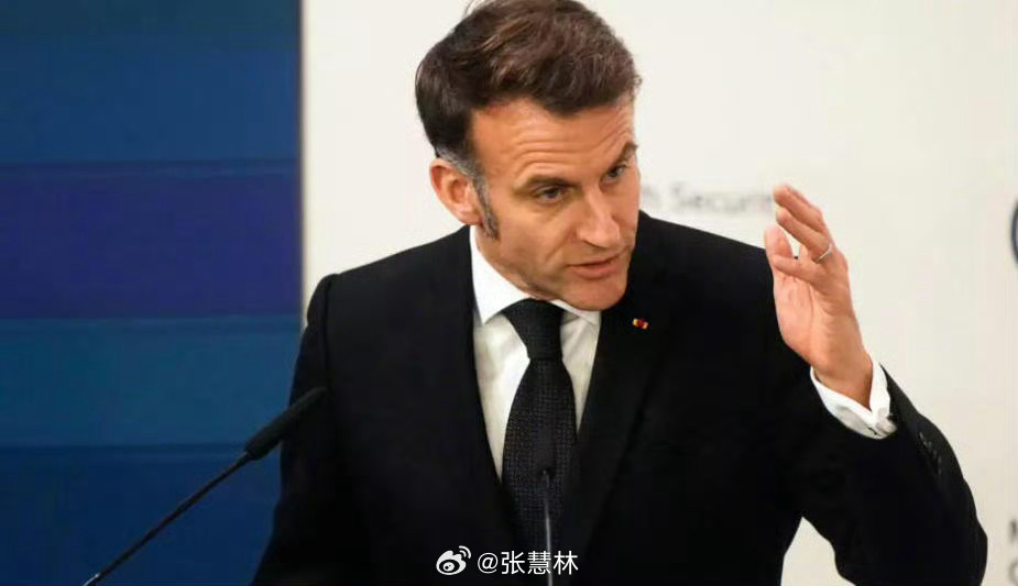 法国总统下令增加核弹头数量特朗普，你赶紧找马克龙，做核裁军、削减核武器的谈判……