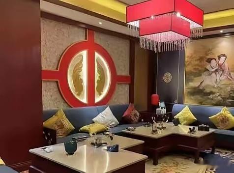 浙江商K大面积关门《娱乐场所管理条例》里明确禁止以营利为目的的陪侍服务，这条红线