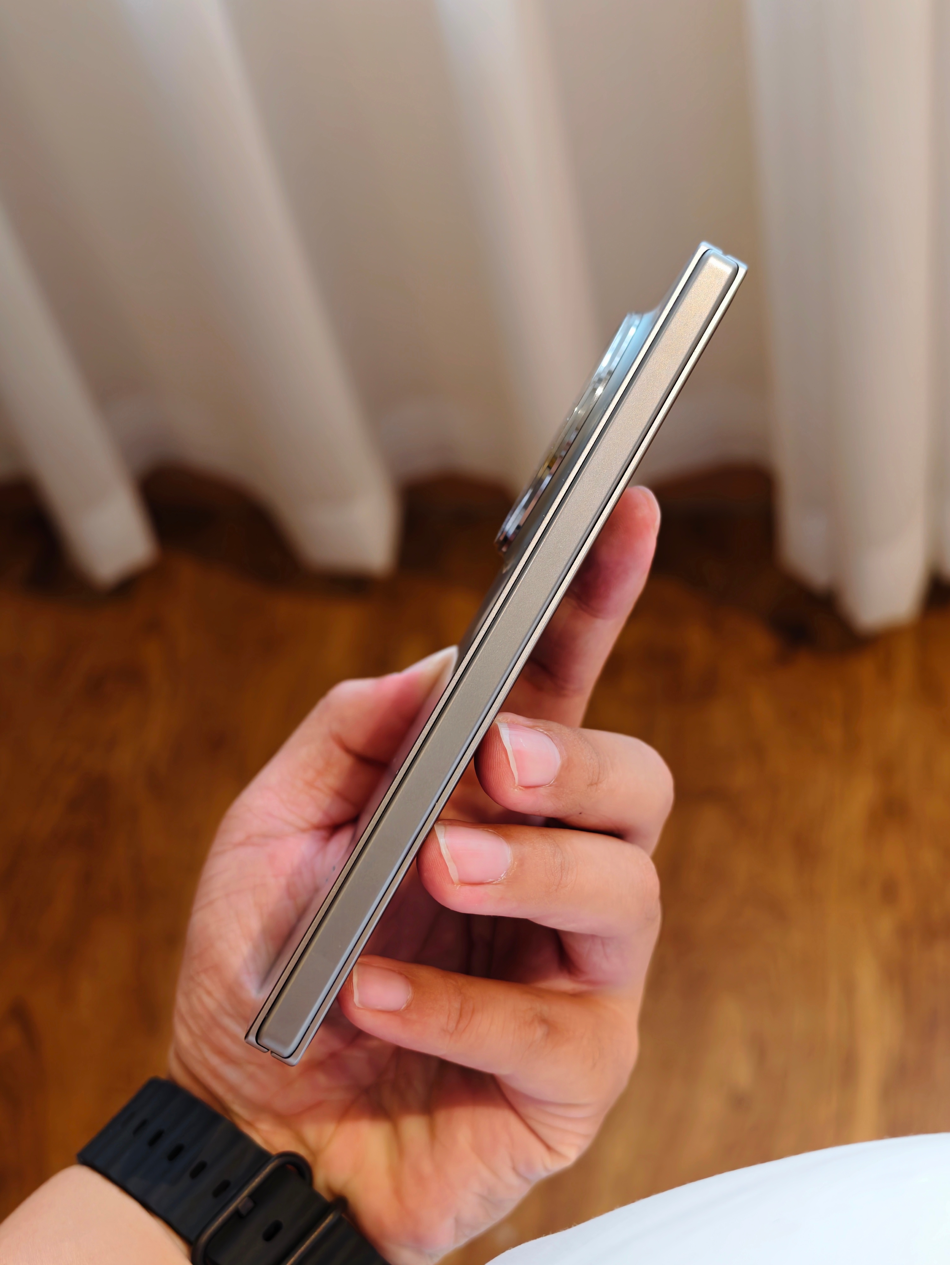 突如其来的原味二手：OPPO Find N6 （卫星通讯版）（国行带票）（线下首