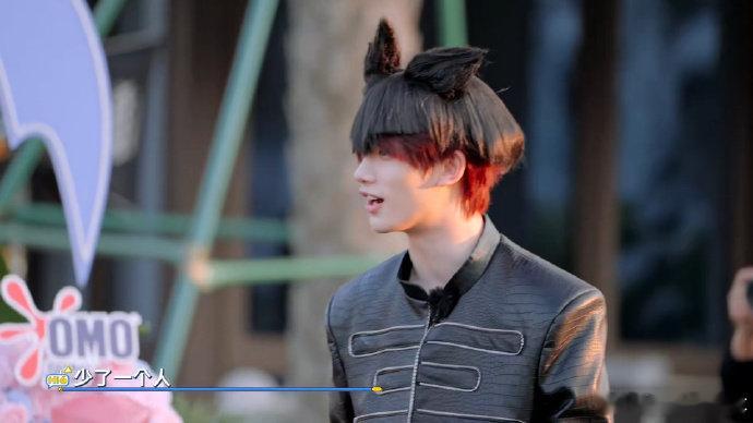 你好星期六这周5连更 再也不用苦等一周，五天连更让快乐天天上线，幸福感爆棚！你好