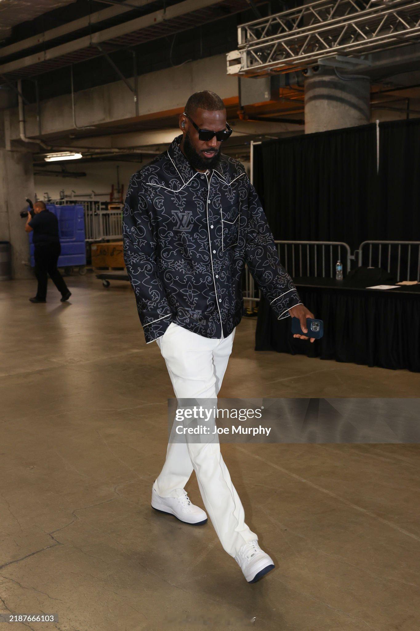 洛杉矶湖人队将在今天0830对阵迈阿密热火 