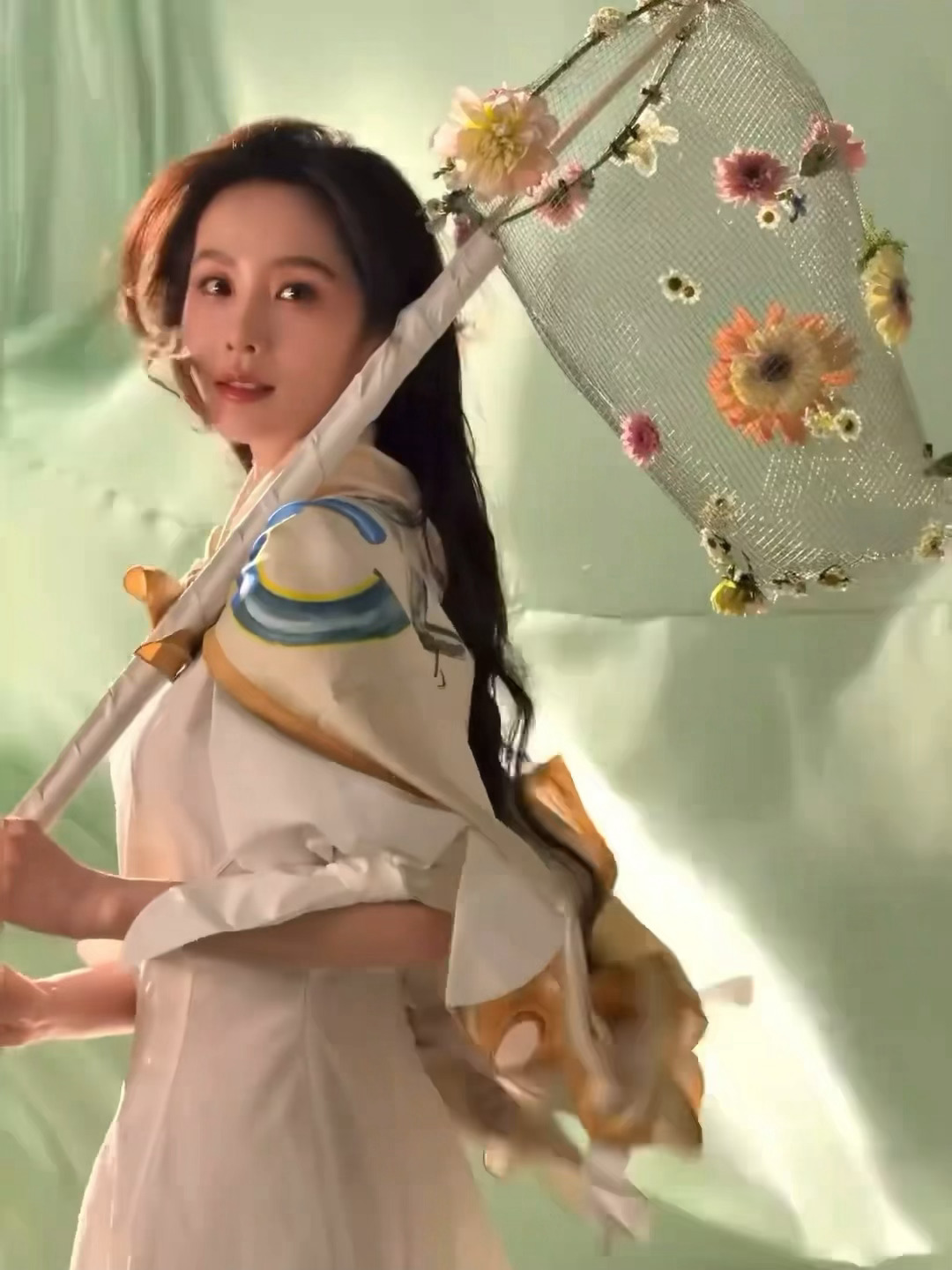 刘诗诗北影节闭幕式盛典官宣将作为表演嘉宾出席活动，期待舞台❗️ 