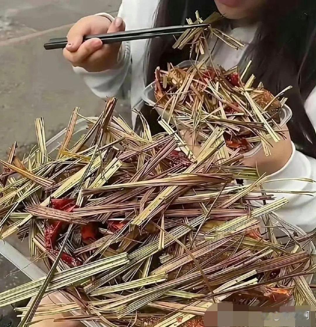 有钱人的生活 这个吃着不扎嘴吗？ 