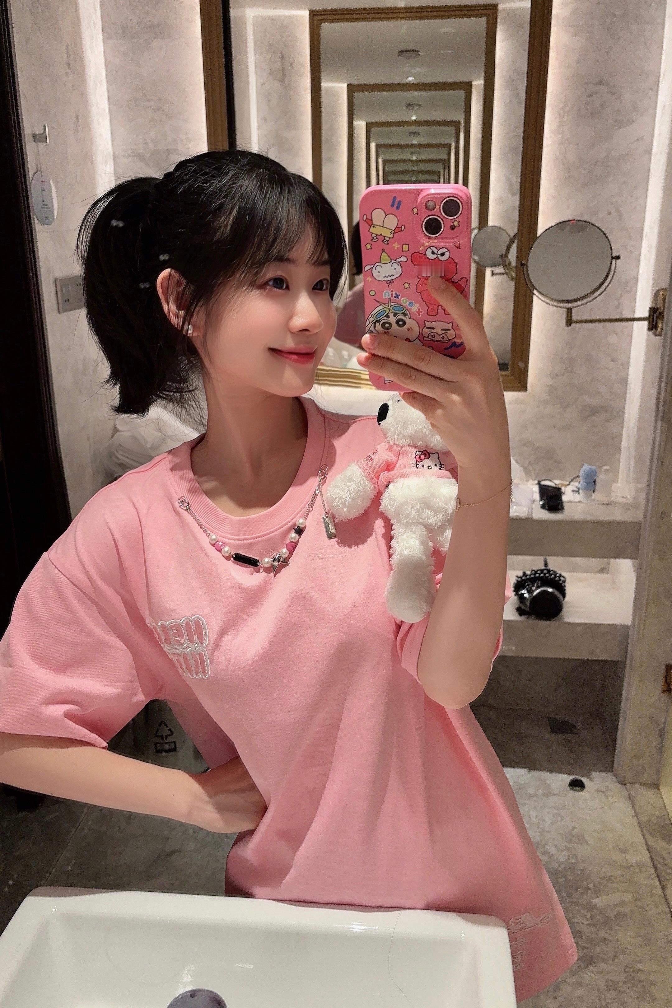 这场暴雨差点把我拍在小蛮腰 广东打了一整天的大雷太吓人 ​​​