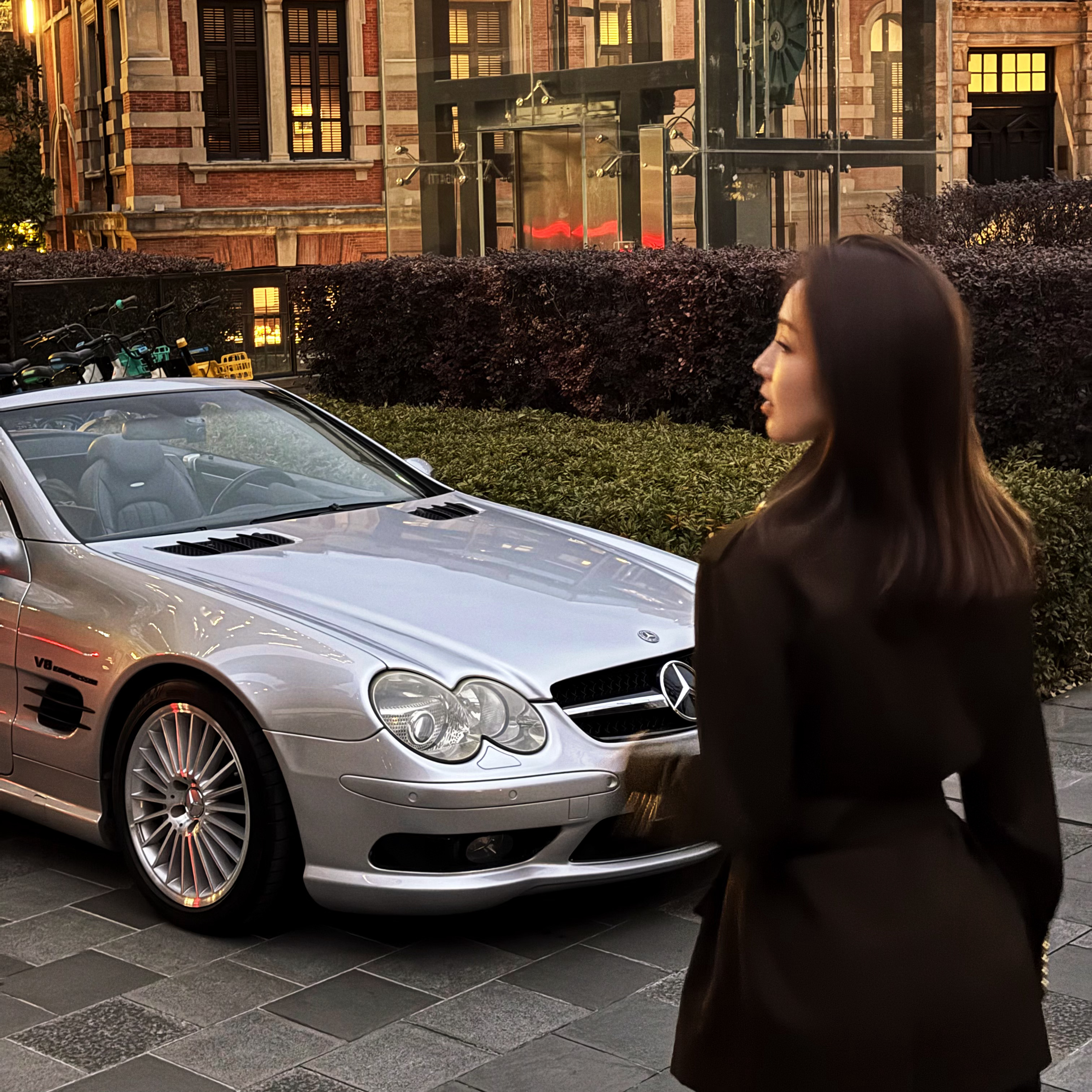 V8机增的感觉真的太喜欢了就是感觉SL55更适合我啊 出吗？  