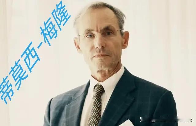 美国政府停罢，现役军人130万停发薪酬和福利，这让特朗普已是头疼不已，所以特朗普