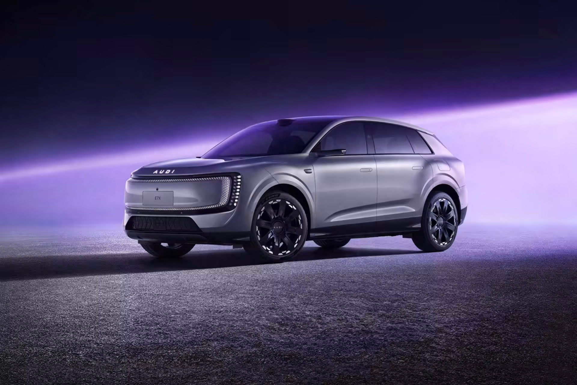 【大众汽车北京车展亮相10款新车，欲夺回电动车主导权！】大众集团宣布，计划以 4