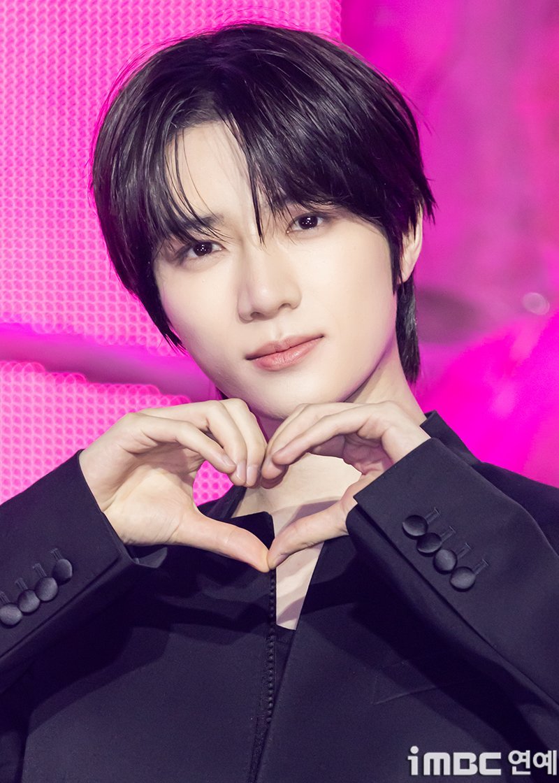 今天回归的TXT《7TH YEAR: A Moment of Stillness