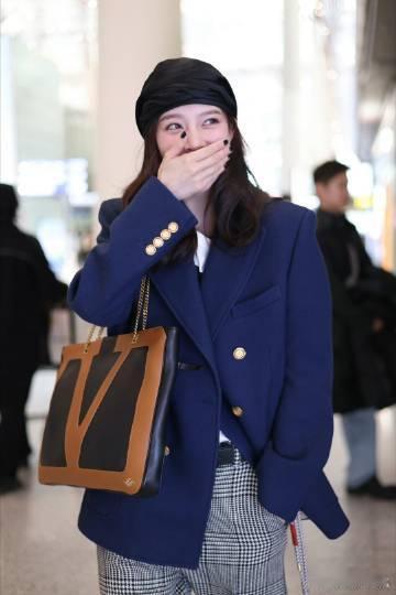 宋妍霏录浪姐前给粉丝发红包  宋妍霏真是太大方了，录浪姐前还给粉丝发红包，这样的