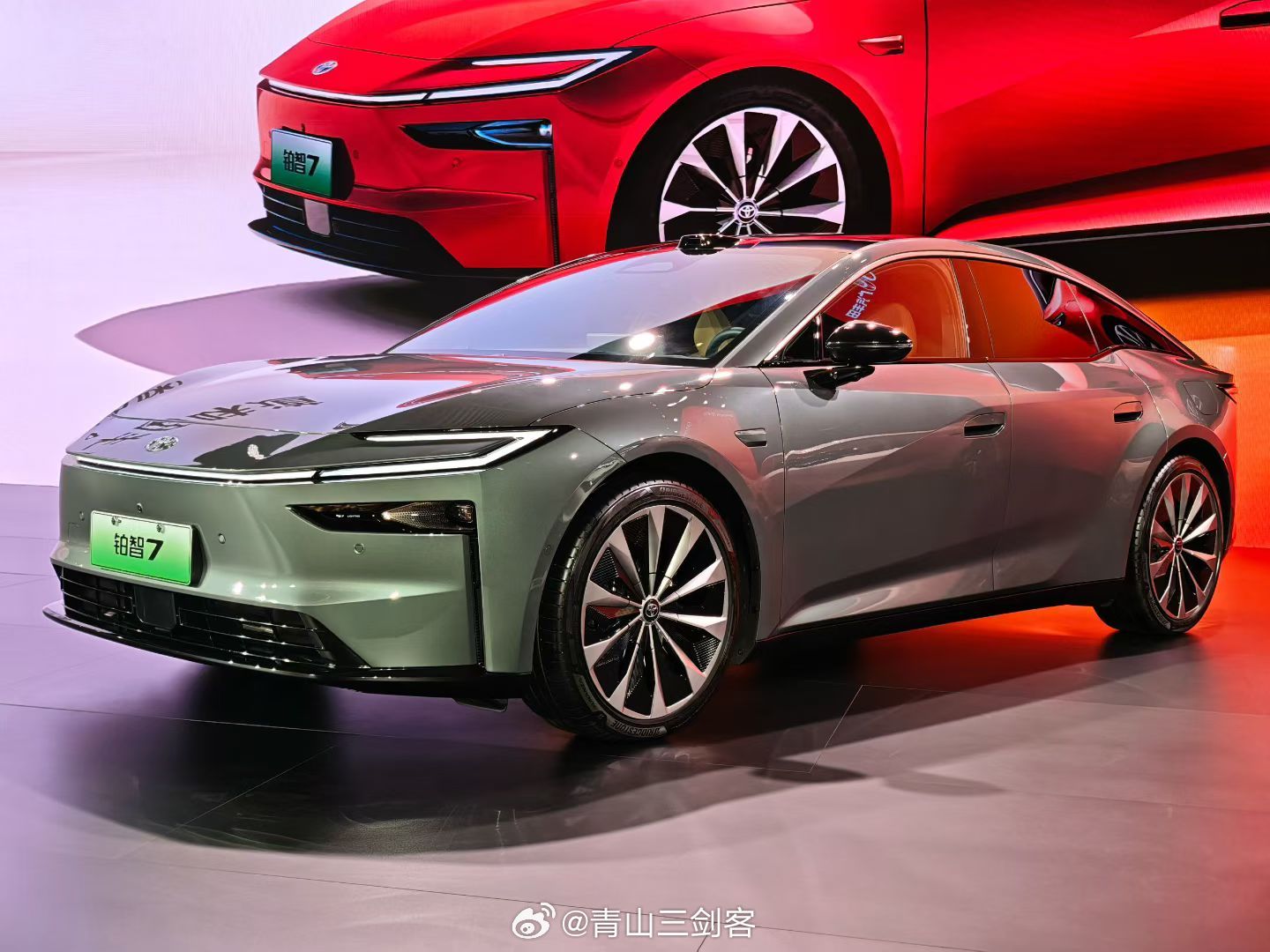 卷吧，谁说合资价格不卷看看铂智7才15.68万起，双腔空悬+激光雷达也不超过20