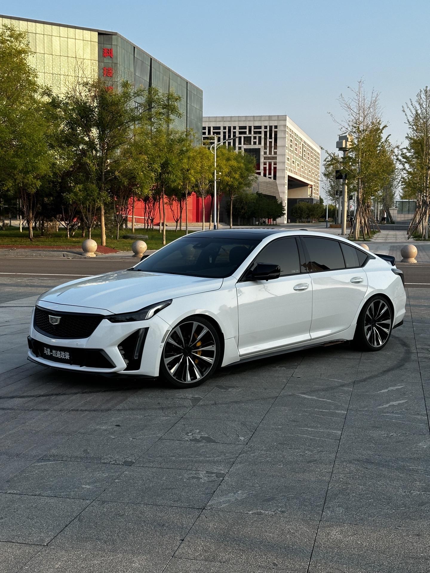 这车40w以内颜值无敌了吧。