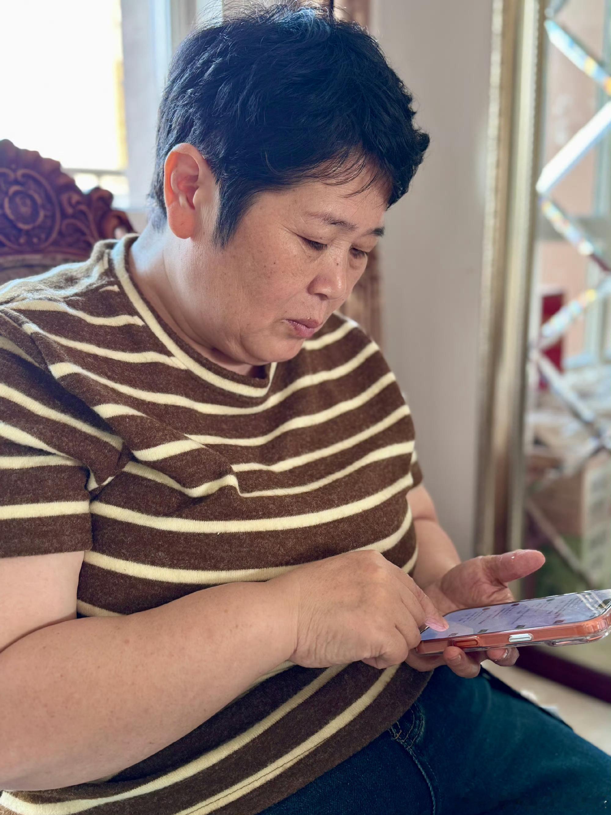 房主任驰援广西洪灾捐赠10万房主任驰援广西洪灾八方支援不是空话！房主任牵挂广西洪