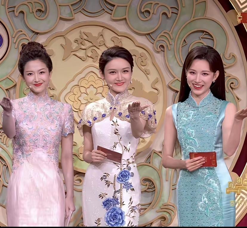 我也觉得以前春晚主持人端庄大气。像倪萍，上世纪90年代走进观众视野，她就是端庄大