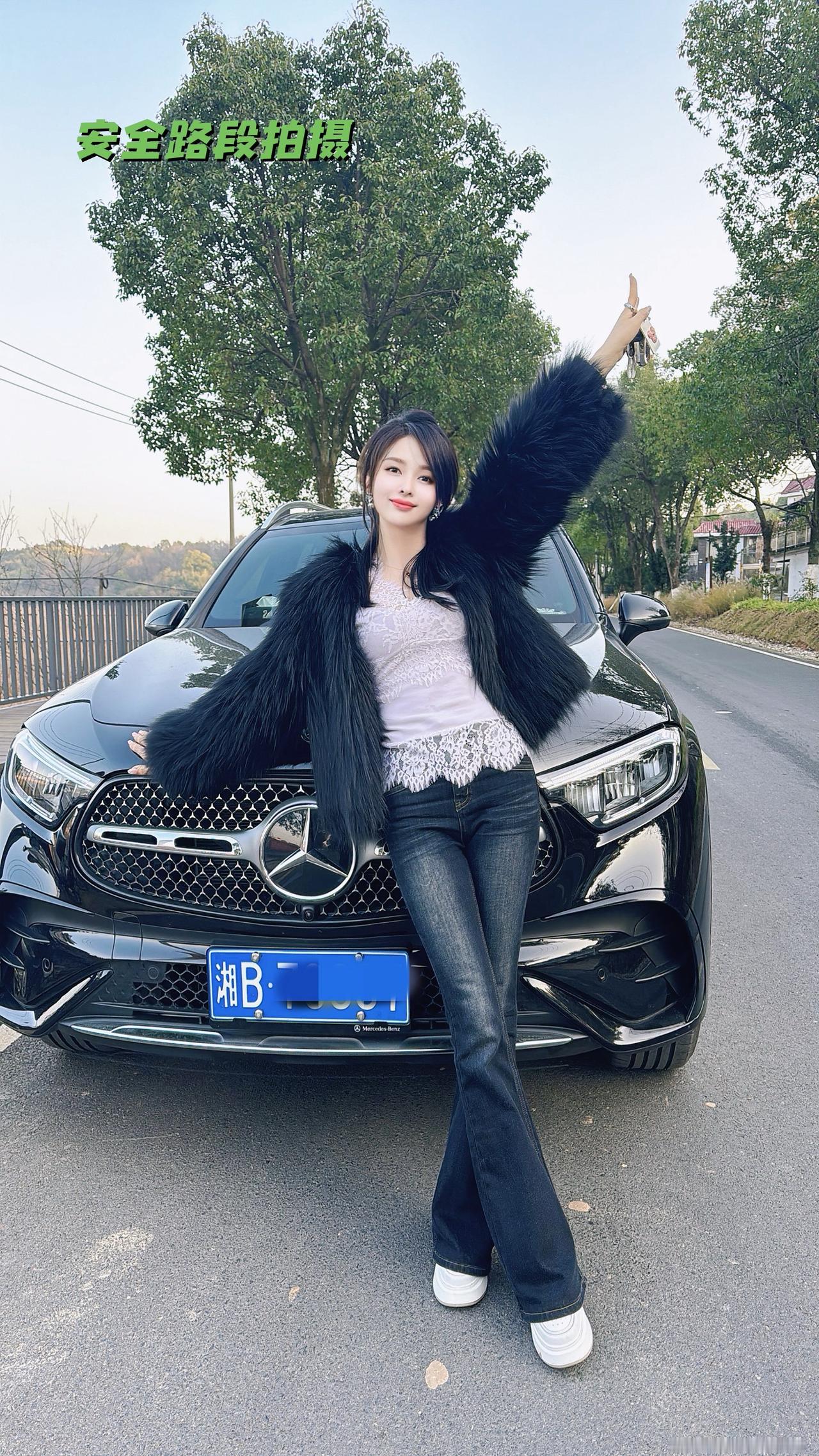 很认同的一句话：“经济条件允许下，人要在年轻时，适当的吃喝玩乐，不要总想着退休了