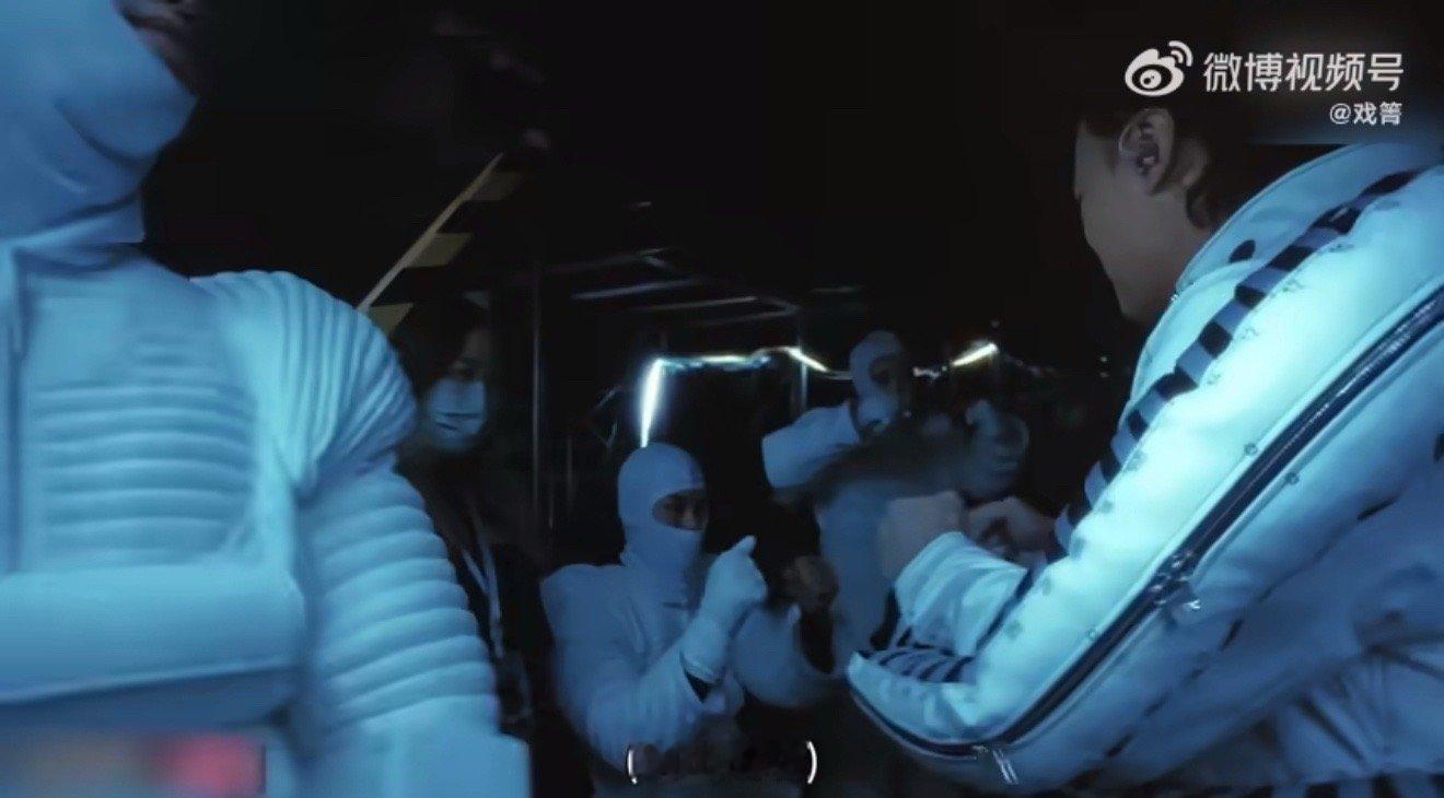 陈奕迅你是不是对自己的票房有些误解 看纪录片真的又暖又好笑，经理人压力大到不行，