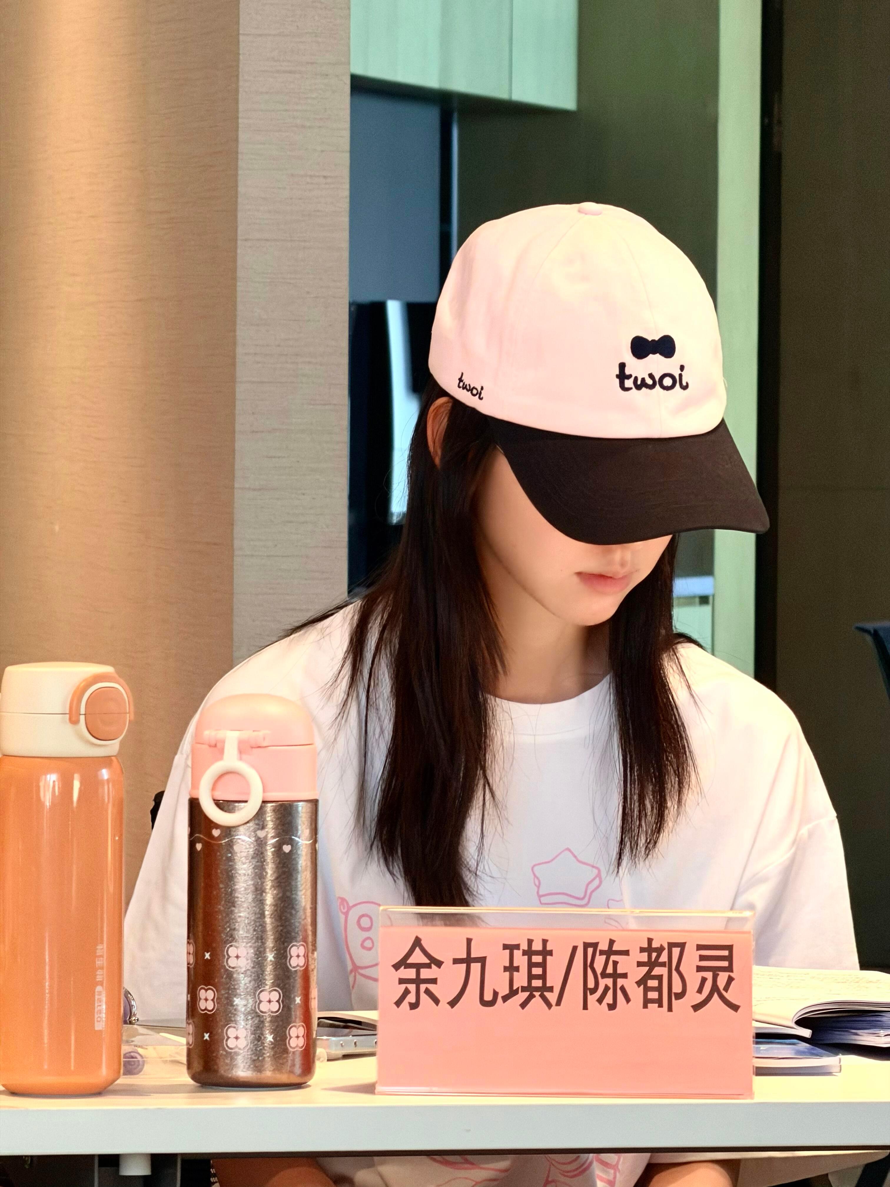 陈都灵 余九琪围读时候陈都灵屈楚萧新剧地下恋冬风吹又生