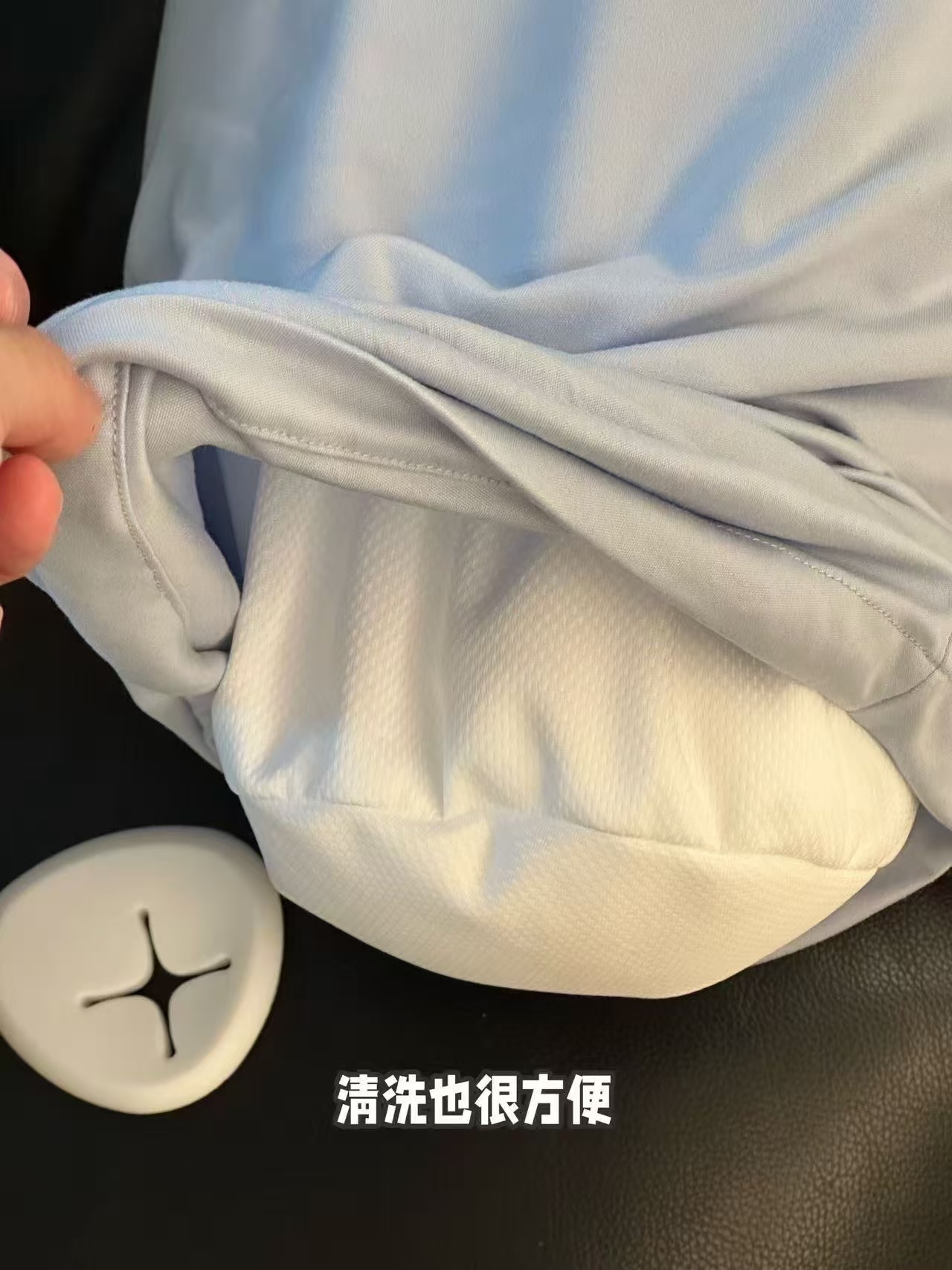 刚收到这个抱枕的时候，我放了好几天都没拆，甚至没太当回事。后来毛豆妈看我一直没动