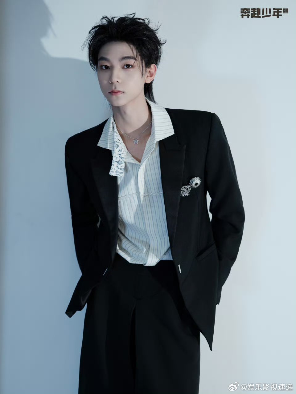 奔赴少年出道一个月就拿奖 均高183的男团终于有了实感，奔赴少年出道才一个月就拿