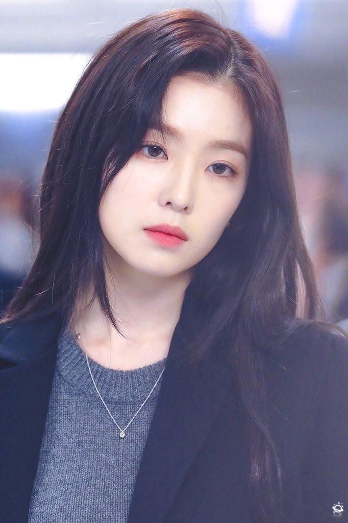 Irene[超话]裴珠泫 /.冷脸萌这块儿 ​​​