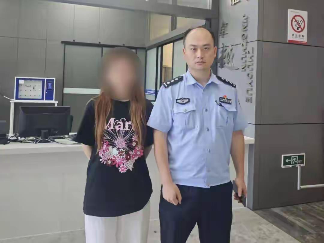 咱们常说，日久见人心，可这人心要是坏了，哪怕十年的光阴也照不亮啊。

你想想看，