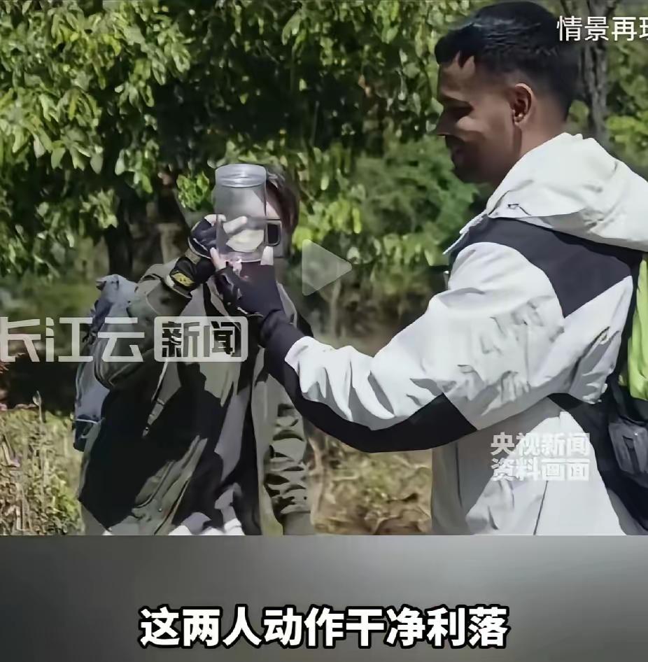 “立了大功”！武汉，一钓鱼佬郊外野钓，嫌2个老外一直在旁边吵，害他钓不到鱼，于是